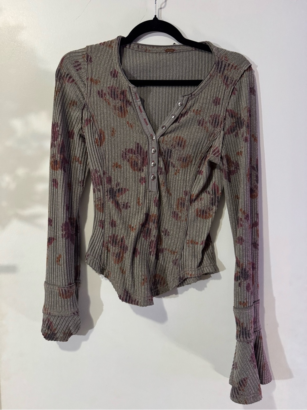 Free People Ribbed Floral Long-Sleeve Henley Top in Grey with Red/Purple Flowers